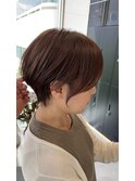 タイトな襟足