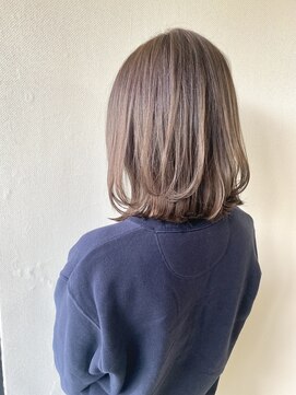 アンティエバイプレッティ(Amitie by pretty) 透明感ベージュカラー