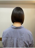 襟足ギリギリボブ
