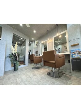 大型店が苦手な方にもオススメ♪大人女性のためのこだわりが詰まった寛ぎ空間を、是非ご堪能ください＊