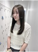 オリーブカラー×レイヤーカット