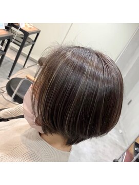 トニエ(tonie.) ハイライトショートヘア