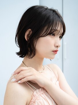 エインアンリー 表参道(AIN.ANLY.) くびレイヤー前髪ありベージュボブ 外はね【AIN.表参道】川原