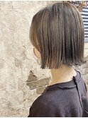 大人可愛い小顔 切りっぱなし外はねボブハイトーン/nico