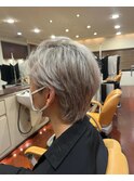 シルバーカラー　ルーズスタイル