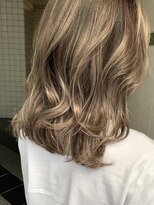 グロウ 上野御徒町(grow)&nbsp;エアリーミディ/ホワイトアッシュ/小顔/ボブルフ[上野/御徒町］