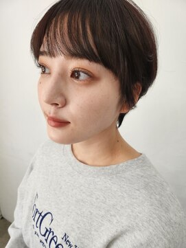 ガーランド (Garland) 顔周り小顔ショート×イルミナダメージ減カラー