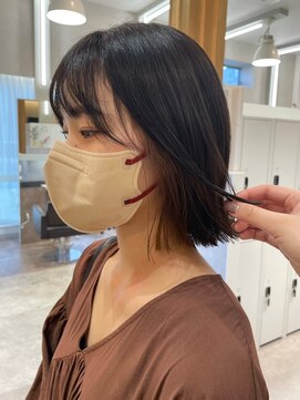 ポジ(poji) ボブ　ミルクティーベージュ　艶髪　髪質改善カラー　ショート