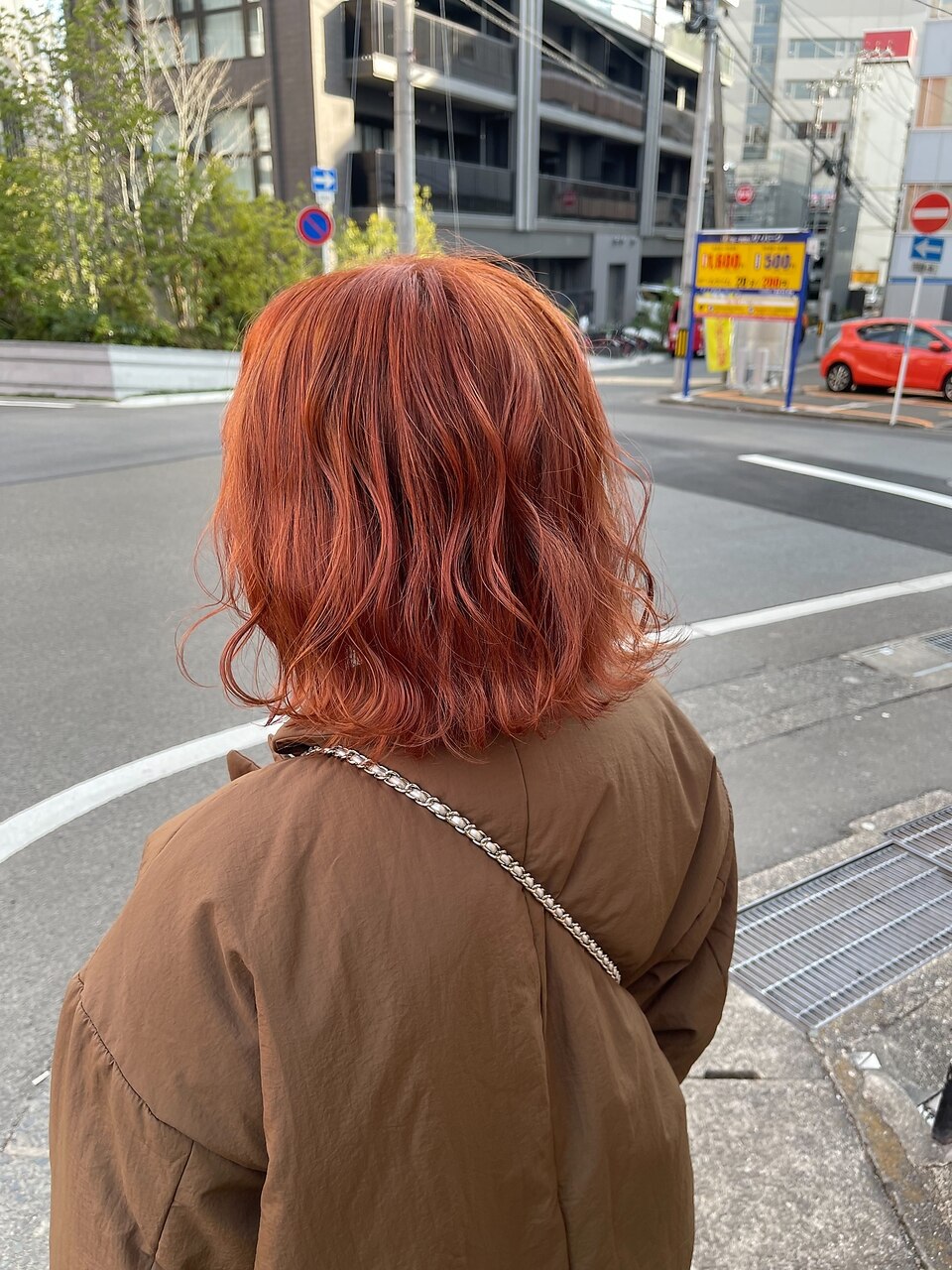 mixゴールドリボン付きレッドオレンジヘア 2025年夏】レッドオレンジの髪型・ヘアアレンジ｜人気順