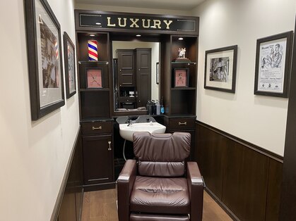 ヒロ銀座 バーバーショップ 札幌本店(HIRO GINZA BARBER SHOP)の写真
