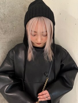 モニカ(MONIQA) ホワイトベージュ