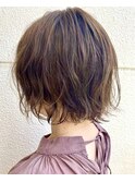 緩やかなクセ毛風パーマ