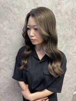 スレイ(SLAY)&nbsp;艶感グレージュカラー