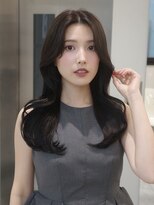 ベレーザシェルト(Beleza scelto) 16542黒髪ハッシュカットバーガンディミディアムレイヤーカット