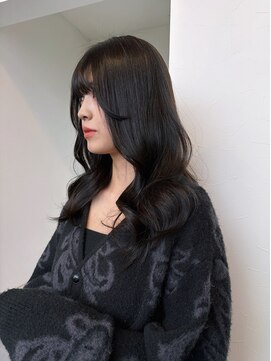 タブー(TABOO) あき/暗髪グレージュカラー