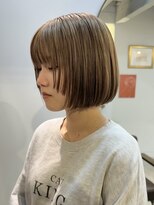 ニモ(NIMO.) ハイトーンピンクベージュボブ/Wカラー