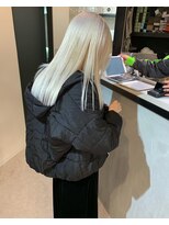 ペレ 原宿(PELE)&nbsp;ダブルカラー/ケアブリーチ/羽エクステ/原宿