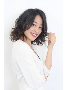 ルル カリス(lulu CHARIS) スパイラルパーマ