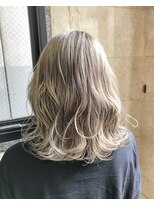 ラべリー 池袋(LOVELEY)&nbsp;ホワイトミルクティー ミディアム 　【池袋】