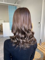 リルーム(re-room)&nbsp;厳しい職場でもOKな艶カラー