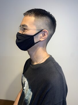 アンサム リリー(UNSOME Lille) メンズカット/ベリーショート/前髪ぱっつん