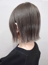 アロマ ヘアー ルーム 新宿店(AROMA hair room) 切りっぱなし外ハネボブグレージュカラーシルキーベージュ/新宿