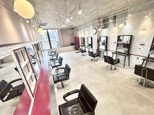 アグ ヘアー ヴィズ 旭川永山店(Agu hair viz)