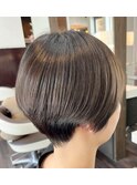 20代30代夏カラー ブリーチなしカラーダークシルバー＆ショート