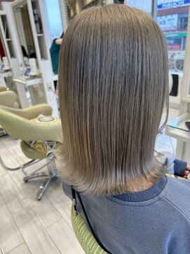 ビス ヘア アンド ビューティー 西新井店(Vis Hair&Beauty) 20代30代40代大人可愛いアッシュベージュダブルカラー透明感