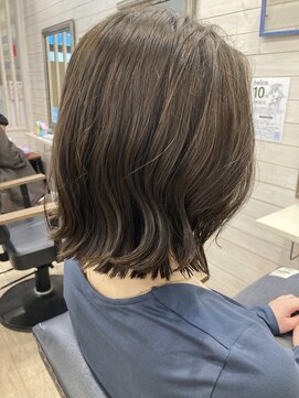 ベルコ(belco.nico) 韓国風タッセルボブ×オリーブグレージュ