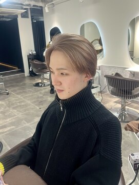 アフィナー 新宿(Afinar) やわらかdesign な グレージュ