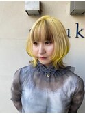 イエロー×ブラウンのデザインカラー