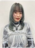 ミディアムレイヤーシャギーレイヤーブリーチグリーン