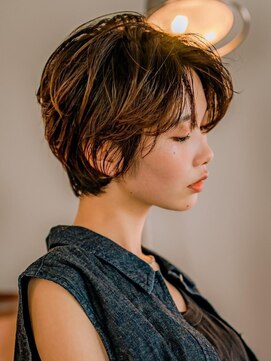 ベンジー 中目黒ii店(benji) 首元が綺麗に見えるショート　3