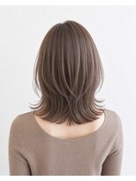 ヘイ 松本店(HEY)&nbsp;【HEY 松本】ミディアムレイヤーくびれウルフアッシュベージュ