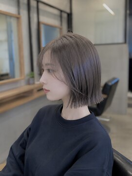 ソッカ(socca) 切りっぱなしボブ