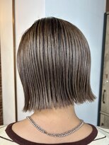 ヴースヘアデザイン(vou's hair design)&nbsp;ハイライトが映える切りっぱなしボブ