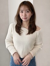 リス バイ ソヨン(Lis by SOYON) RINA レイヤー