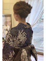 ビーケアーズ リアン(be-cares Lien) 大人っぽく艶のあるルーズアップ