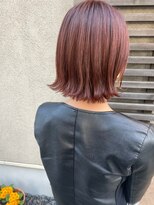 カプロハナレ(Capullo.Hanare) 【capullo.hanare】切りっぱなしボブ　ピンクブラウン