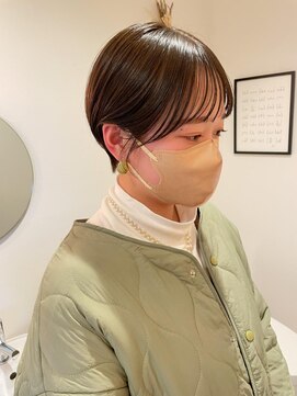 ヨーク(YOKE) 【YOKE】耳掛けショート/マッシュ/シースルー