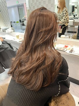 ジーナ 名駅(XENA.) 《xena/石塚》レイヤースタイルに似合う◎グレージュカラー