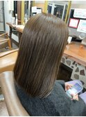 アッシュブラウン