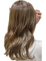 マーキア(Maackia)&nbsp;ゆる巻きロング