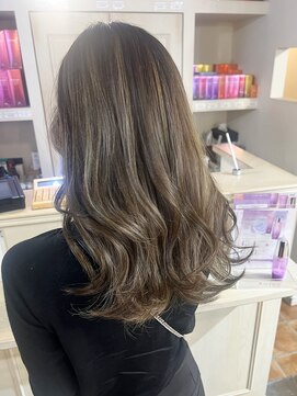 マリアバイアフロート(Maria by AFLOAT) 【山田】細かめハイライト立体感カーキグレージュ