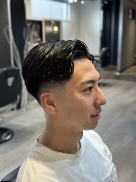 ヴィ 大宮(Vii) 7:3フェード[メンズ/大宮]