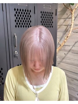 ヲタク(wotaku.) ミルクティーカラーハイトーンダブルカラー切りっぱなしボブ艶髪