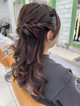 ウェル アアルト 海老名ビナウォーク店 編み込みハーフアップ【aalto海老名/海老名駅】