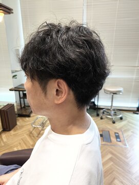 オラ ボーテ(Aura Beaute) オフィス系メンズゆるツイストパーマ