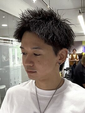 ルースト 八王子店(ROOST) ツイストスパイキーショート